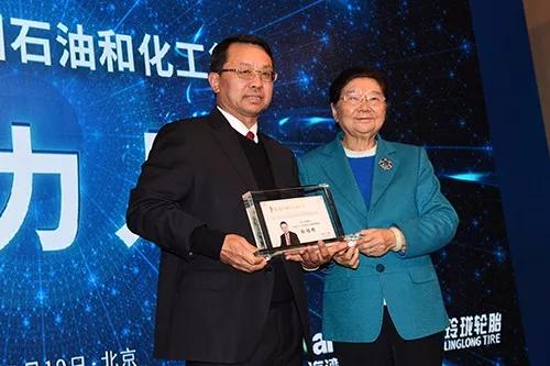顾.jpg