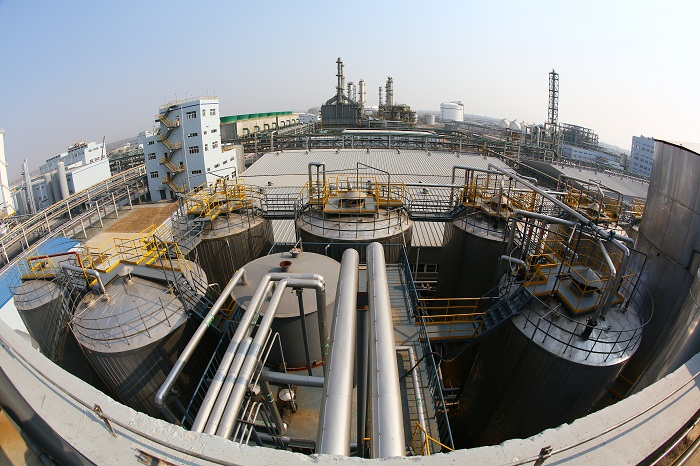 06 青岛海湾集团董家口产业园区建成的国内最大12万吨偏硅酸钠项目已经投产.jpg