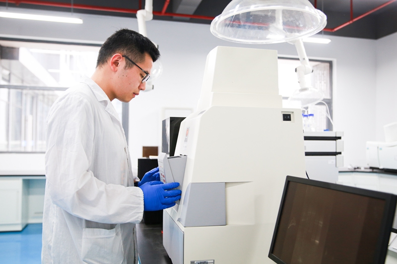 1609138617810062900.jpg 生物质高效炼制及高质化利用国家地方联合工程研究中心生物质理化分析测试室.jpg