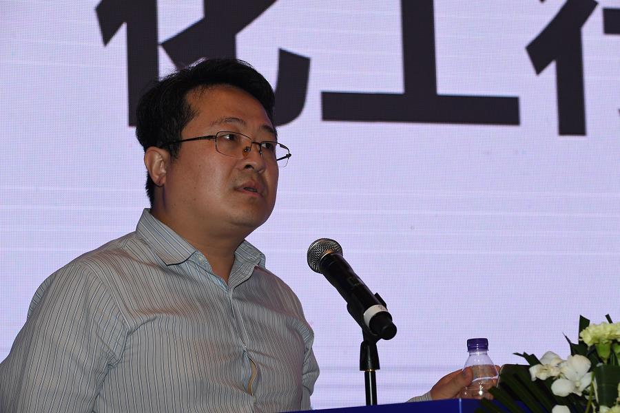 胡景实.jpg