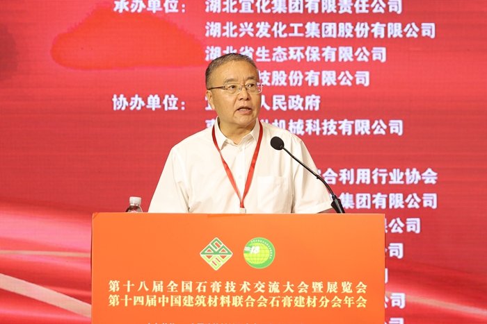 徐洛屹.jpg
