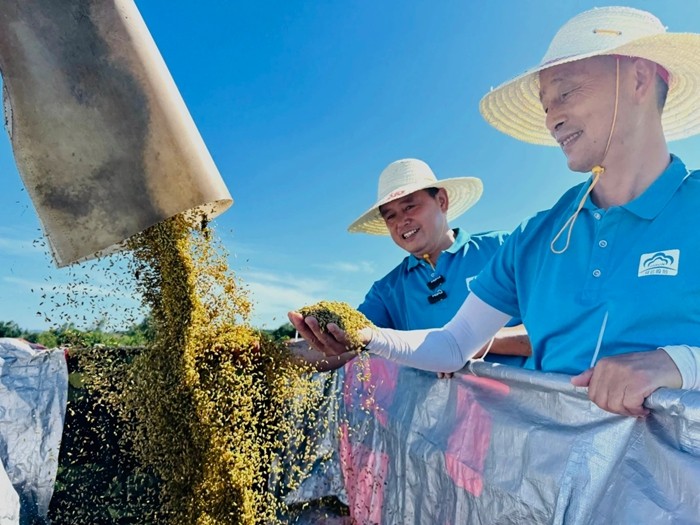 1758596083799038912.jpg 微信图片_20250919164940.jpg