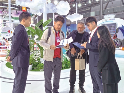 1762308519325021989.jpg ImageFetcher.jpg