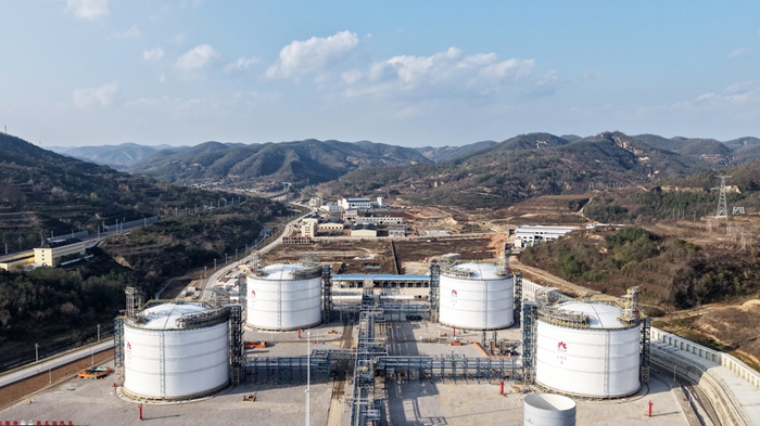 1763623363112049487.jpg 延长石油延安天然气储气调峰及配套LNG项目.jpg