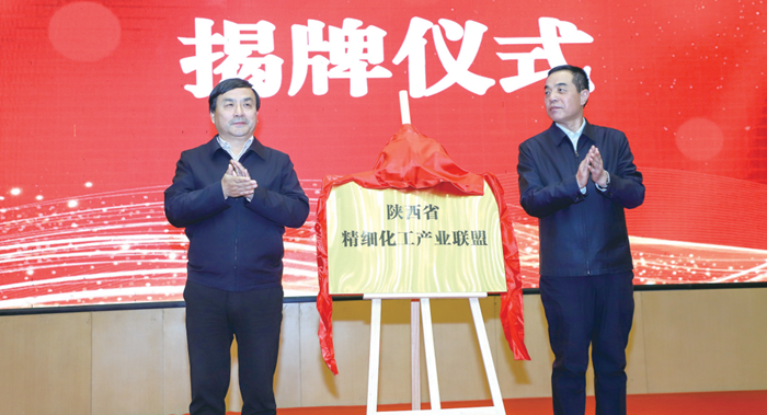 1764037565745044477.png EM截图_2025112510755.png