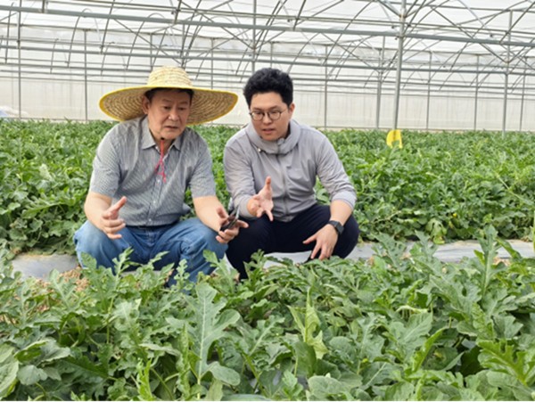 社会责任报告2.06540.jpg